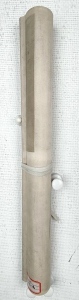 (4)